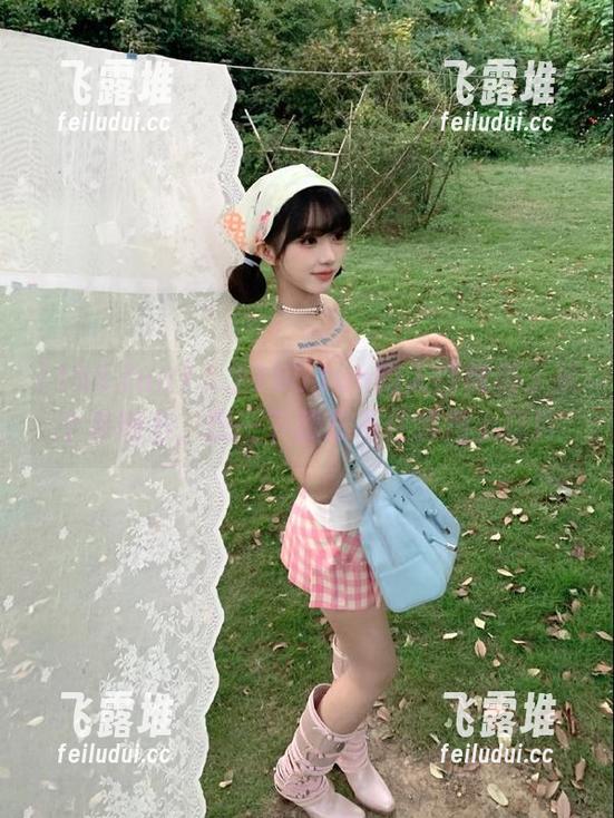 丿丿155.fun的入口像极了某个老地方，想一下就忍不住嘴角上扬！