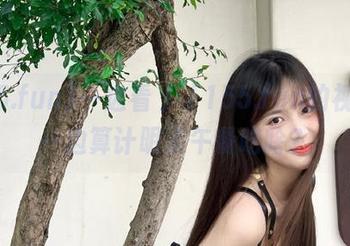 一边看//155.fun的视频，一边算计明天午餐吃啥？