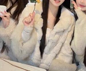 想进17吃瓜中心？好吧，先过这幽灵般的入口试试运气！