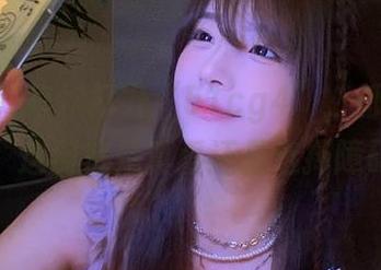 每次打开“51cg4”，都在想“观看”这到底是真爱还是选择障碍呢？