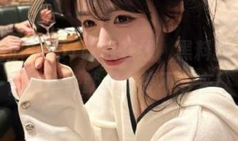 在51吃瓜在线，黑料就像薯条，喷出来就根本停不下来！