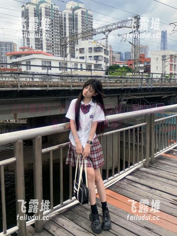 “51黑料”挖出瓜，我的心跟着“直达”到高潮！
