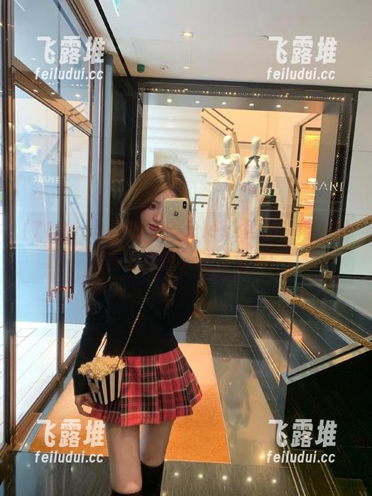 在718yulesx网站，博主的发言简直惊天地泣鬼神！