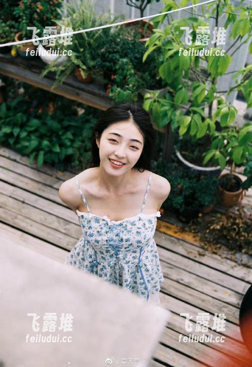 91吃瓜app：一手把黑料捧上天，这暴风圈让我头疼！