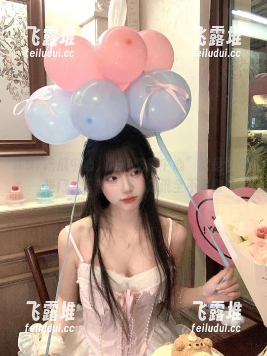 “91吃瓜中心”就是个传送门，轻轻一跳，瓜讯全不停歇