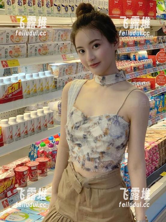 91豆花爆料网址：蹲点吃瓜，还不快来排队？