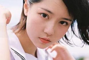 免费探秘91黑料网，没想到瓜子都不够我吃！