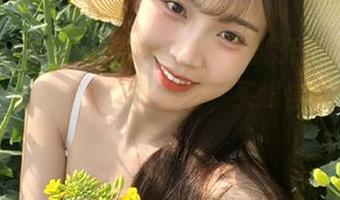 如果hlw.bet网页都能开小卖部，那我一定是它的VIP顾客，买爆各种“八卦”。