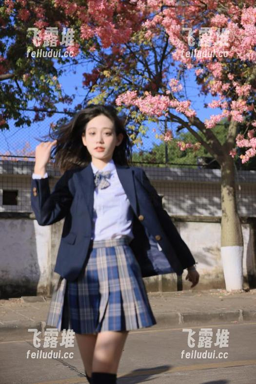 离婚、分手、出轨…登录hlw.bet就是一场戏，看完等我平静平静。