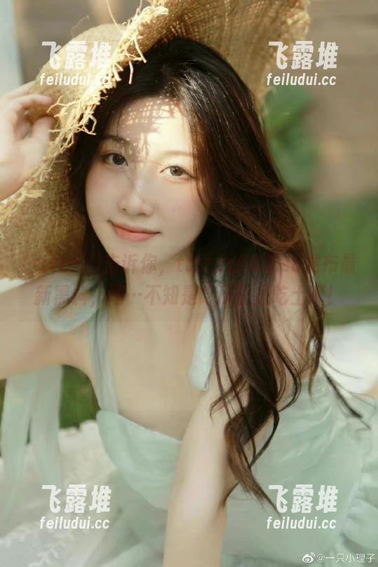 告诉你，tttzzz668.su发布最新黑料，嗯…不知是吃瓜还是吃土呢！