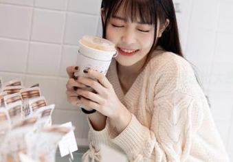 永久保鲜的zztt88.ccm黑料，保证比大葱更辣！