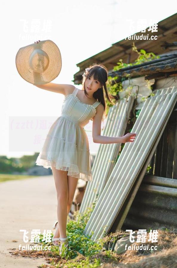 逛zztt03.ccm的网址，黑料一个接一个，等于自己在挖坟呀！