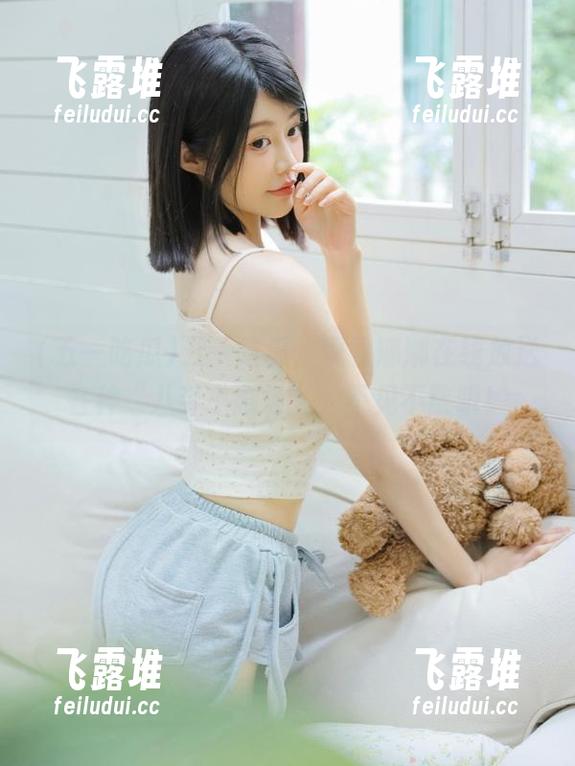 五一吃瓜，观看娜娜在线放送各种“八卦小剧场”，不见不散哦！