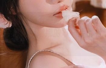 祝贺五一吃瓜导航又开启新特性，让今日吃瓜娜娜的每一步都有趣多了！