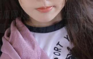 抢着下载“五一吃瓜网”网页版，看看这次又有哪些奇葩瓜可以消遣时间。