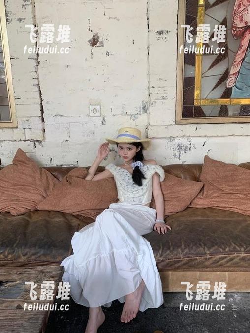 今日吃瓜直达，今天的大瓜又是啥？心里默默期待