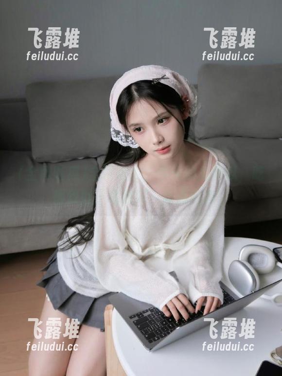 全网吃瓜，今天的免费瓜，吃得我肚子咕噜叫，有点走心。