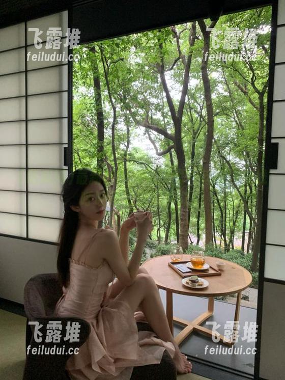 最新的八卦在哪里？吃瓜网在线呼唤所有吃瓜群众！