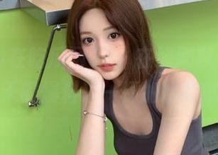 在吃瓜网91，在线刷视频，顺手给昨天的爆料来一杯加冰的怒火。
