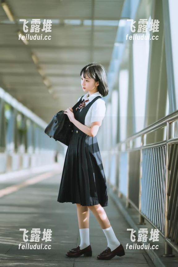 如何在吃瓜网网址上被视频“哈哈哈”整小了？