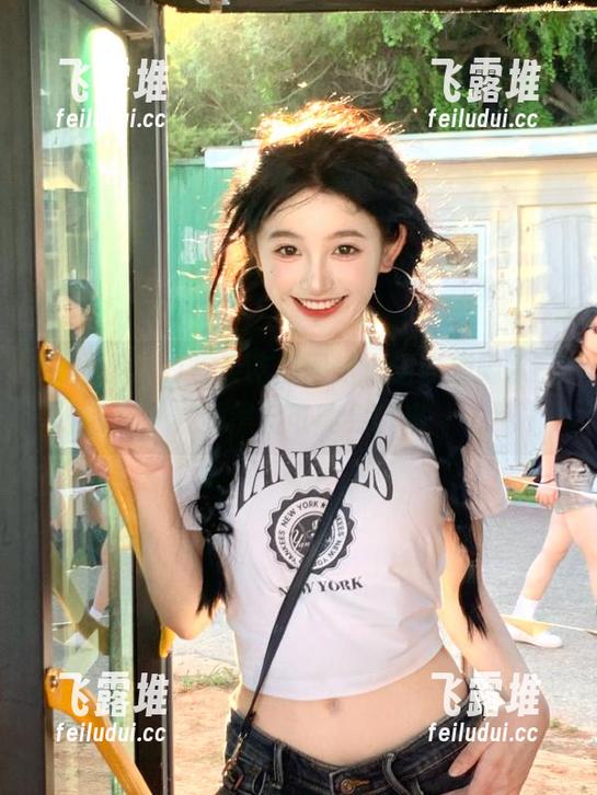 登录吃瓜网站，建议别喝水，视频黑料可能会喷出