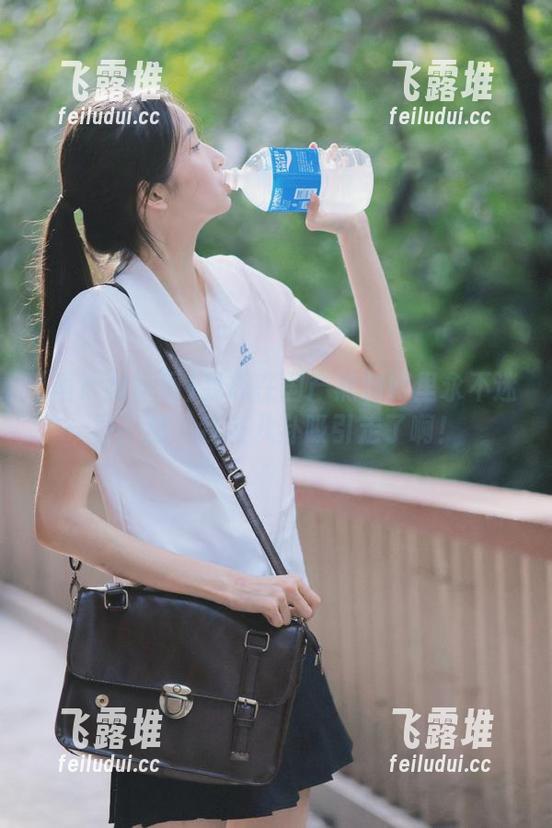 我想在国产黑料网里永不迷路，别让我被八卦吸引走了啊！