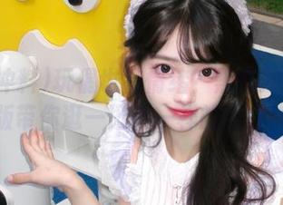 玩偶也有情绪？黑哥冲料苹果版带你逛一逛不一样的世界！