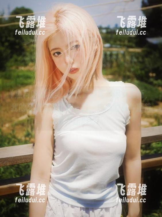 每次黑料吃瓜网页更新，我的牙根就想紧咬一口，内心的那种期待说不出的好！