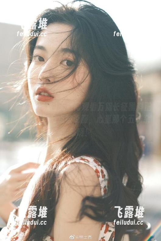 无意间观看万篇长征黑料正能量，居然有点被说服，心里那个五味杂陈啊！