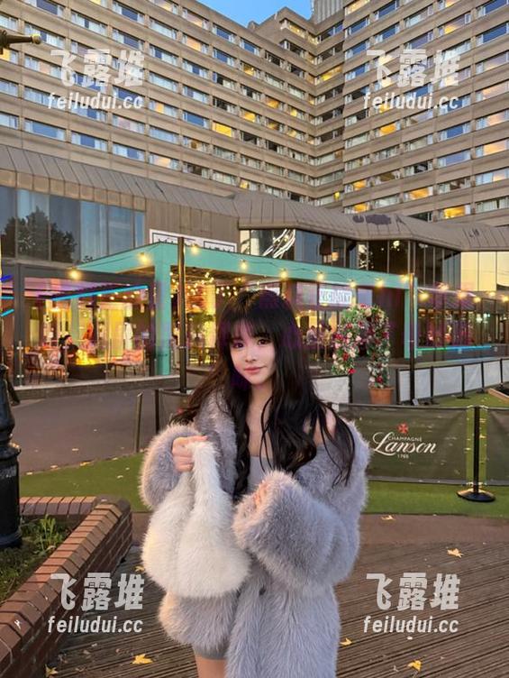 黑料正能量 试了“黑料正能量hl”苹果版,满屏的黑料释放,心里溢满了奇妙滋味。
