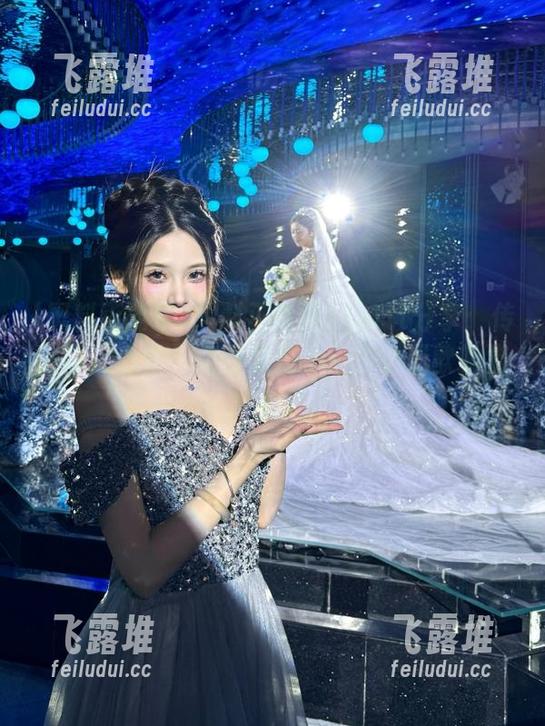黑料正能量zzzttt分享：传送门那么多，意外发现了一只会唱歌的猫！
