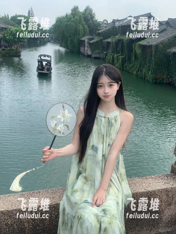 黑料社在线，网站上瓜田里一片欢腾，停不下来的嘴，简直无极限。
