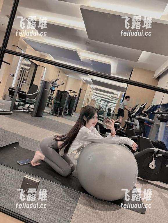 黑料网分享：不打烊的只是不停割瓜，生活的激情再续！